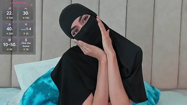  Zahiira  online show from 02/27/26, 12:27