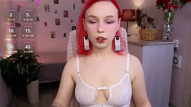 NaomiYoru online show from 04/01/26, 08:28