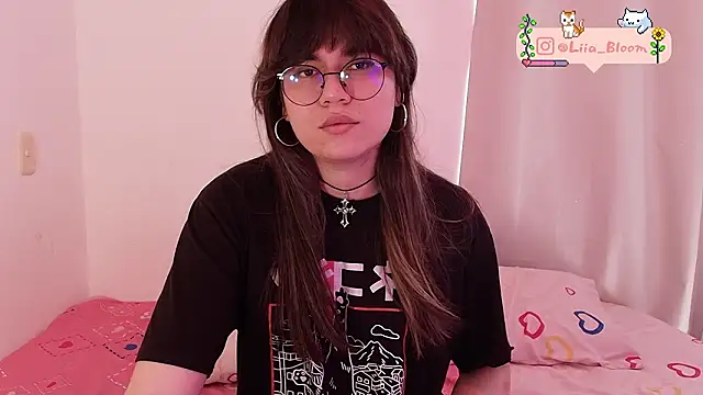 Liia-Bloom online show from 03/17/26, 04:10