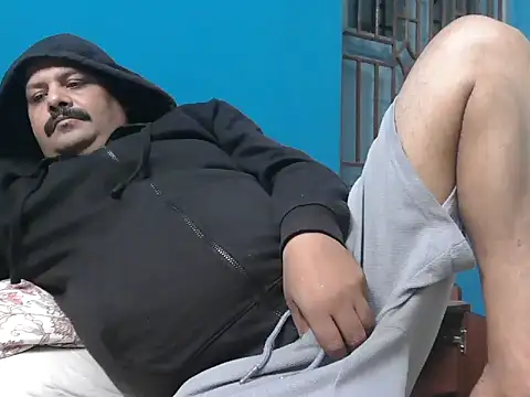 simpleboldguy277 online show from 01/18/26, 05:28