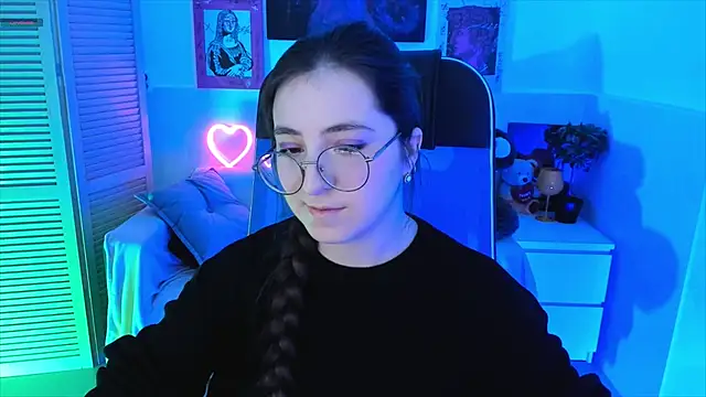 VirtuallVoyant online show from 10/13/25, 07:19