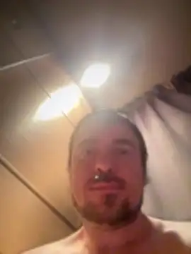 Snapshot of MaxxAsstEuff chatting on 02/04/26, 12:27 MaxxAsstEuff online show from 02/04/26, 12:27