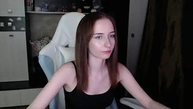 Cutti Crystal online show from 10/29/25, 06:09