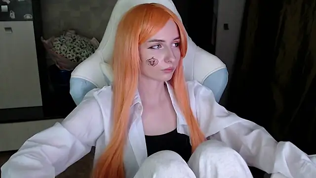 Cutti Crystal online show from 10/30/25, 03:13