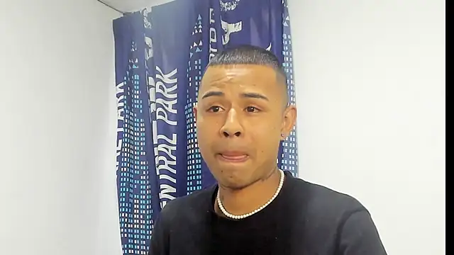  Logan Colton  online show from 11/12/25, 10:20