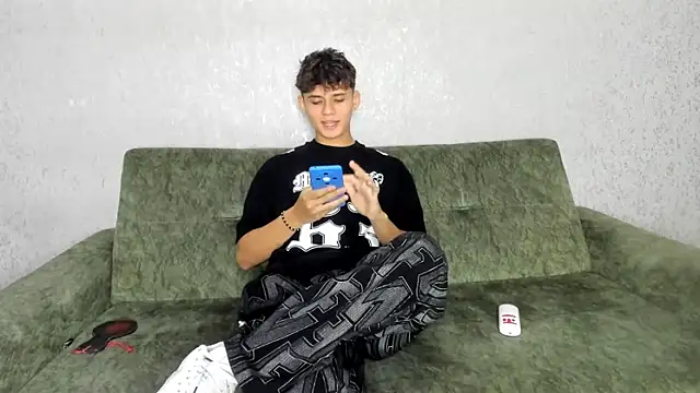 willy sexxx18 online show from 04/06/26, 07:48