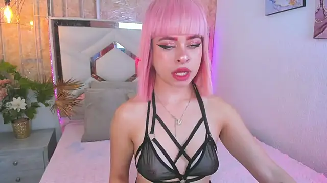 Snapshot of Venuss1_ chatting on 09/29/25, 04:28 Venuss1 online show from 09/29/25, 04:28