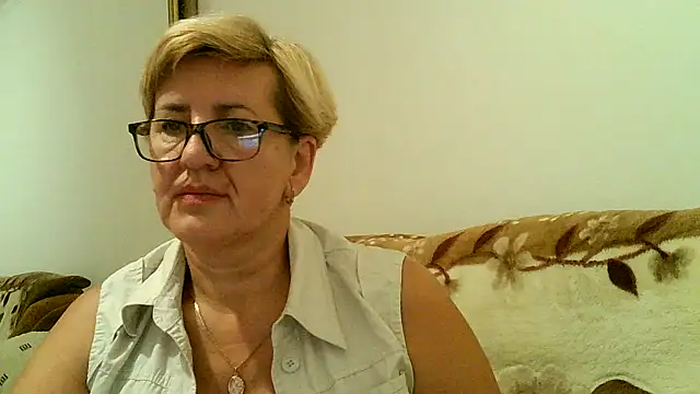 Dana4921 online show from 10/19/25, 03:34