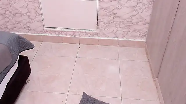 SASHA BROWNIE   online show from 11/22/25, 08:08