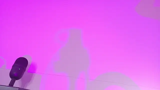 Snapshot of Taylorsmitth_ chatting on 11/27/25, 11:45 Taylorsmitth online show from 11/27/25, 11:45