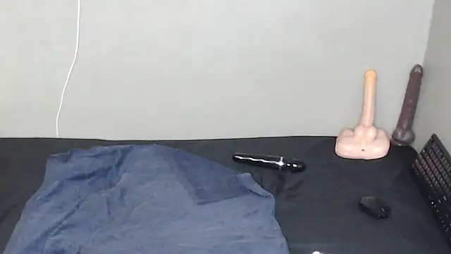 Snapshot of TrishahXo chatting on 03/10/26, 04:06 TrishahXo online show from 03/10/26, 04:06