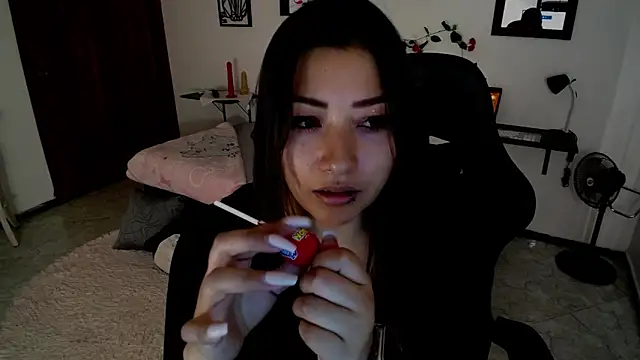 Snapshot of Mia_1120 chatting on 10/02/25, 05:09 Mia 1120 online show from 10/02/25, 05:09