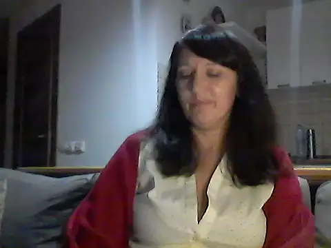 Elena48324 online show from 11/03/25, 06:31