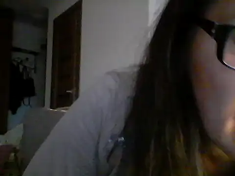 Elena48324 online show from 04/06/26, 04:52