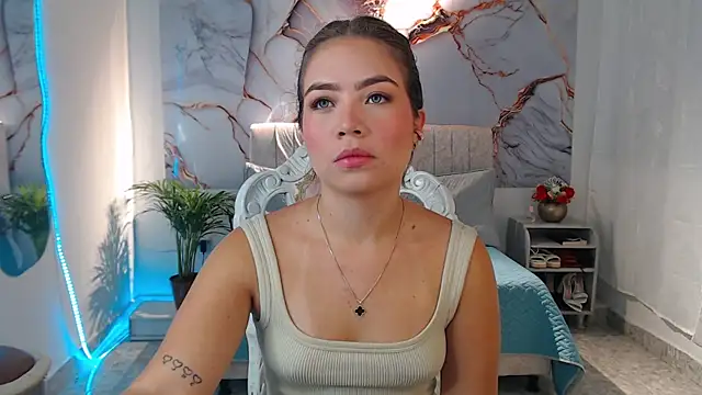 Snapshot of _Tiffany1 chatting on 09/11/25, 07:36 Tiffany1 online show from 09/11/25, 07:36