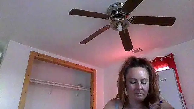 Snapshot of HarmonyRayWishes chatting on 11/15/25, 02:35 HarmonyRayWishes online show from 11/15/25, 02:35