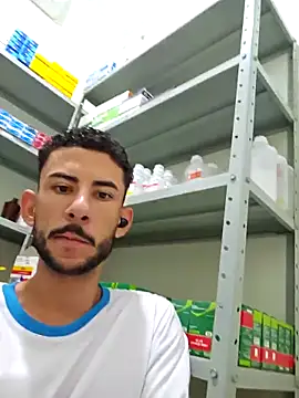 Saraiva2002 online show from 09/18/25, 01:13