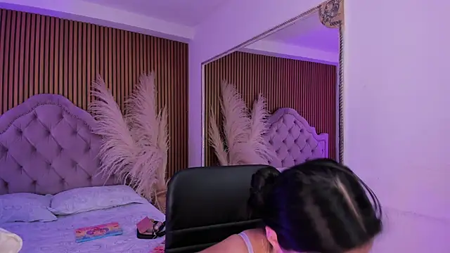 Starbutterflyy  online show from 02/08/26, 05:11