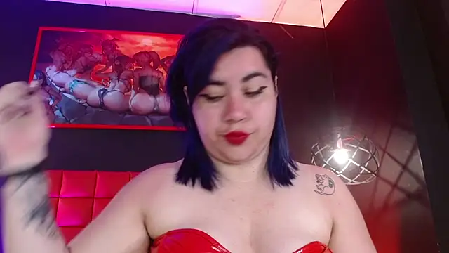 Lilih golden online show from 12/21/25, 12:01