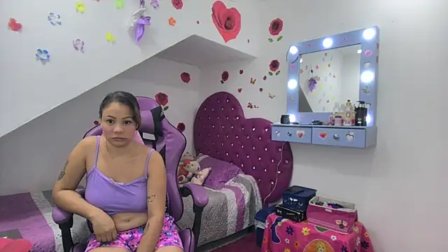 soffy rosses online show from 11/11/25, 02:55