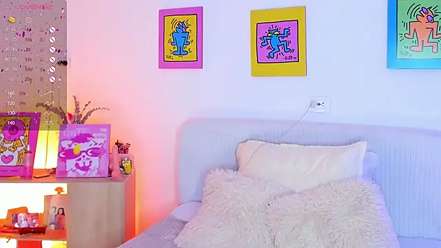 AprilAddams  online show from 11/05/25, 09:59