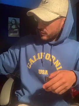 malek xarx  online show from 12/20/25, 12:40