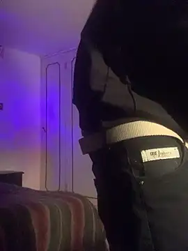 malek xarx  online show from 03/08/26, 02:59