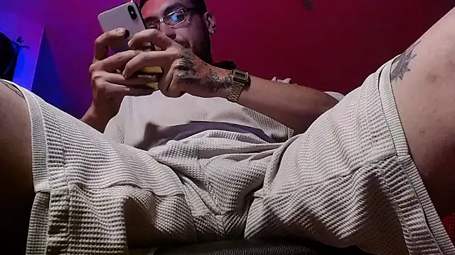 malek xarx  online show from 03/28/26, 03:39