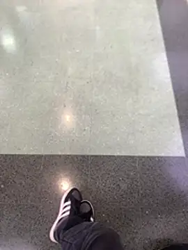 malek xarx  online show from 04/11/26, 09:19