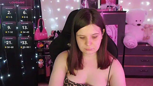 Snapshot of AmyVibess chatting on 09/14/25, 08:08 AmyVibess online show from 09/14/25, 08:08