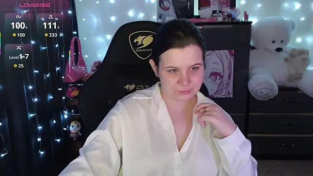 Snapshot of AmyVibess chatting on 09/19/25, 08:09 AmyVibess online show from 09/19/25, 08:09