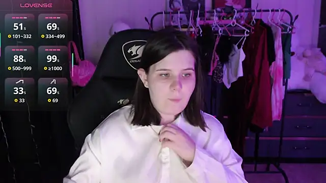 Snapshot of AmyVibess chatting on 07/17/26, 06:02 AmyVibess online show from 07/17/26, 06:02
