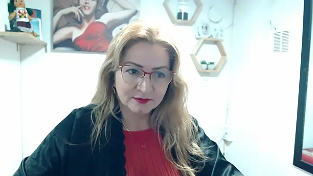 DIVAX MONSERRAT online show from 03/24/26, 08:14