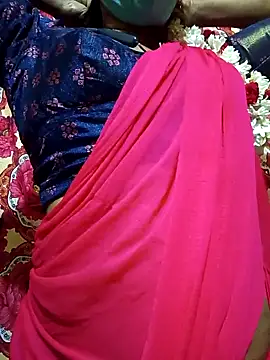 Snapshot of Tamil_Mohini chatting on 02/17/26, 05:59 Tamil Mohini online show from 02/17/26, 05:59