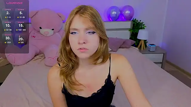 Snapshot of Iris_Rain chatting on 09/09/25, 10:48 Iris Rain online show from 09/09/25, 10:48