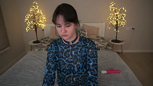 BerryDiva online show from 09/19/25, 06:15