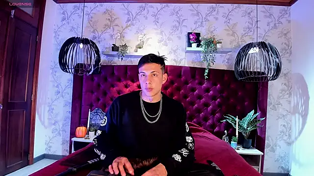 Dustin Sonne online show from 11/02/25, 03:31