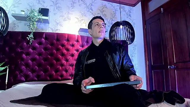 Dustin Sonne online show from 11/21/25, 03:38