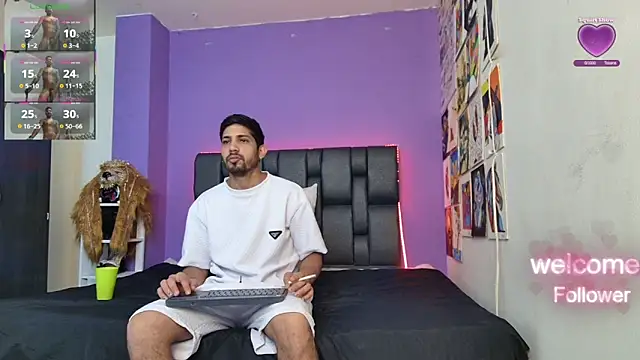 Snapshot of ashtoncooperr chatting on 11/03/25, 07:04 ashtoncooperr online show from 11/03/25, 07:04