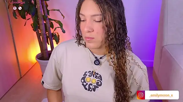 onlyemily  online show from 03/04/26, 01:11