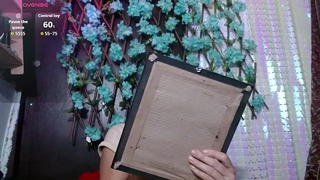 darling hott online show from 10/24/25, 10:33