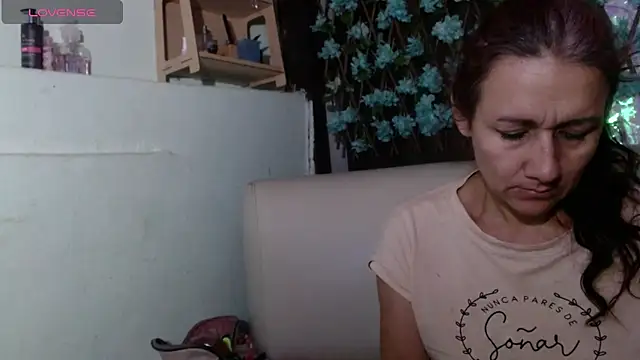 darling hott online show from 07/24/26, 08:34