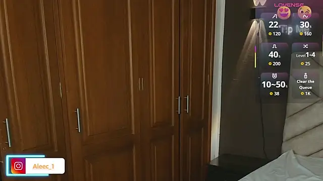 Aleecandrews online show from 10/18/25, 07:25