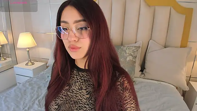 MaddieParker online show from 11/30/25, 08:35