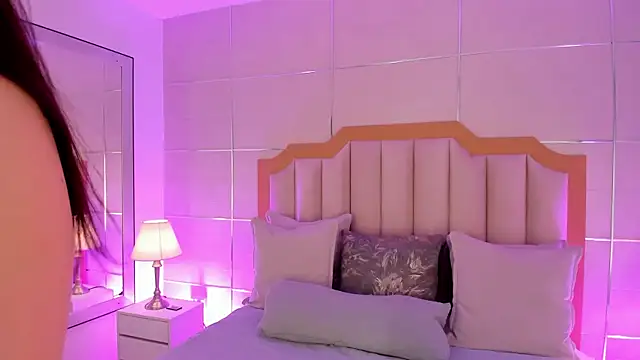 MaddieParker online show from 05/17/26, 07:10