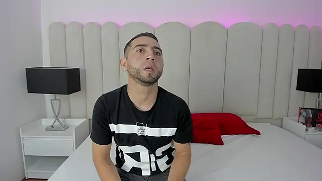 Lushian  online show from 12/05/25, 02:36