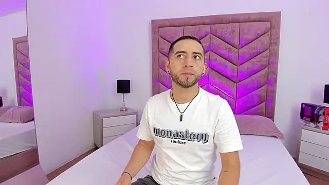 Lushian  online show from 03/31/26, 03:12