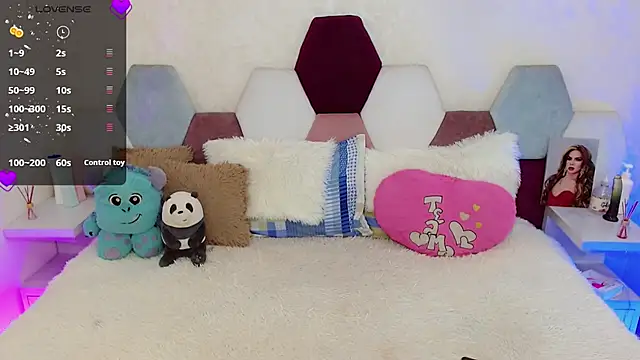 kushina uzumaki75 online show from 09/17/25, 03:41