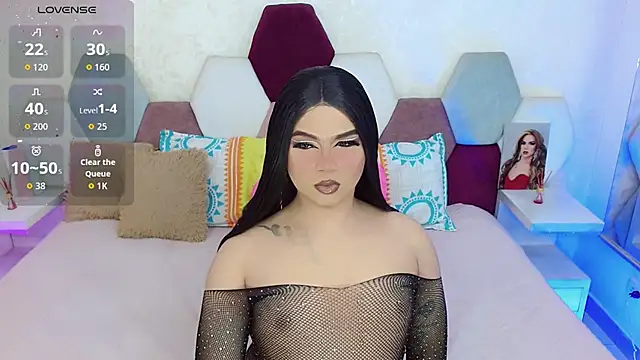 kushina uzumaki75 online show from 10/17/25, 05:43