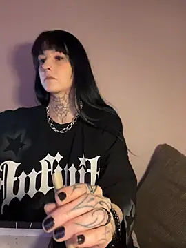 Seductively4 20 online show from 05/04/26, 04:47